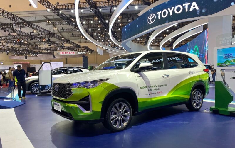 Kijang Innova Zenix Hev Flexy Fuel Bioethanol Di Giias 2024