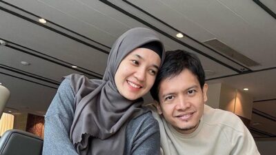 Dhini Aminarti Dan Dimas Seto: 14 Tahun Menanti Buah Hati, Kisah Cinta Yang Menginspirasi